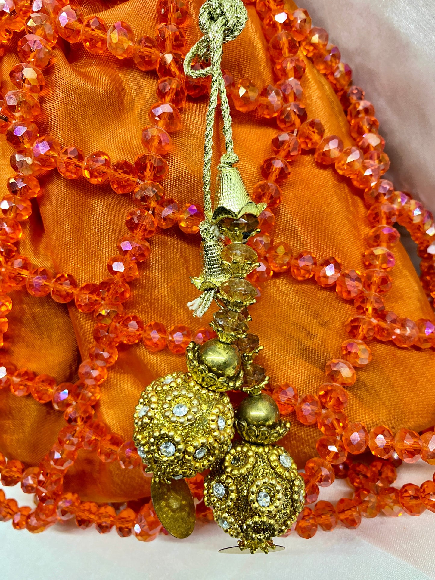 Traditional Mehndi potli bag – Elite Carries