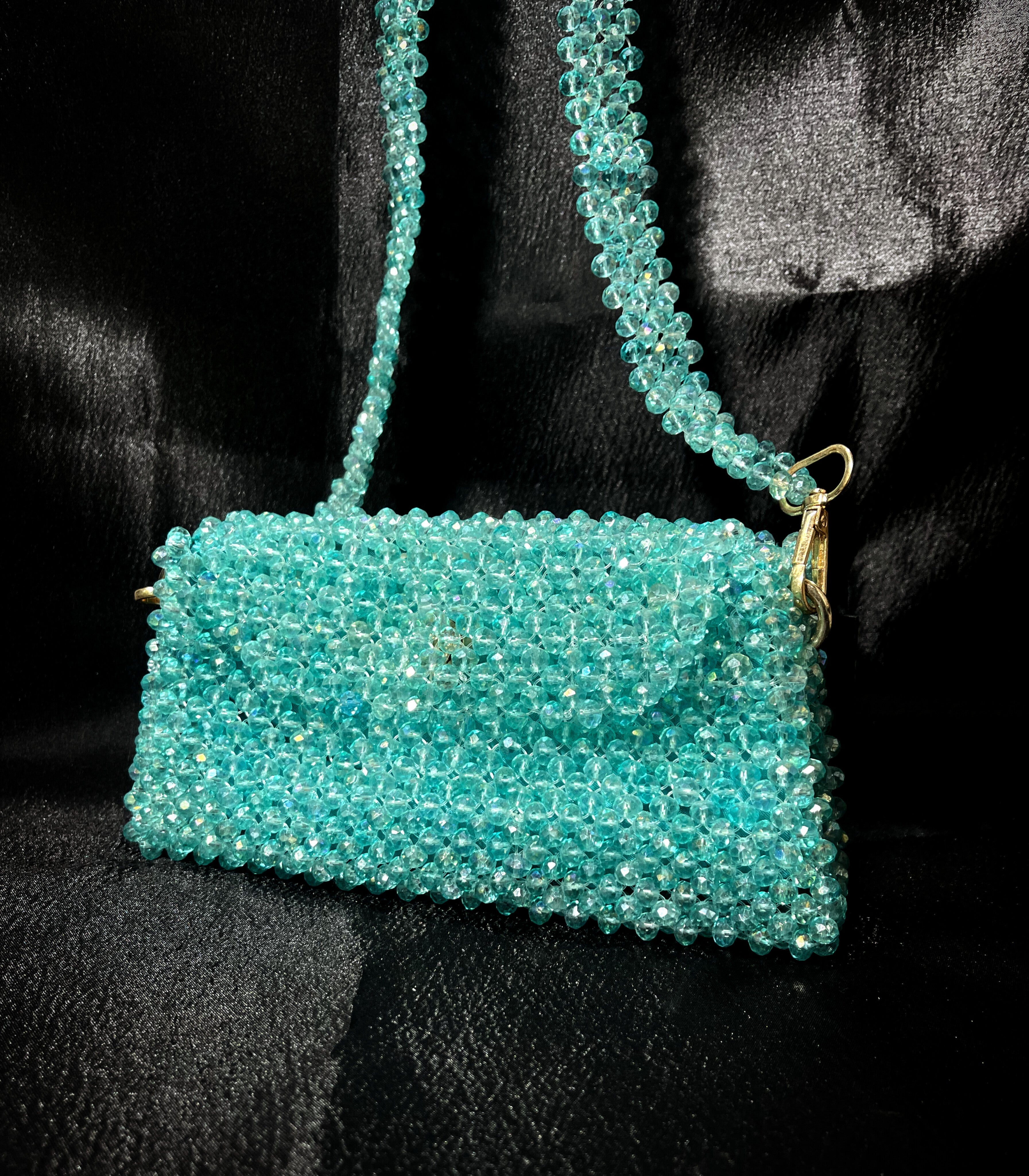 Handmade blue beaded bridal clutch bag – Azure Gleam
