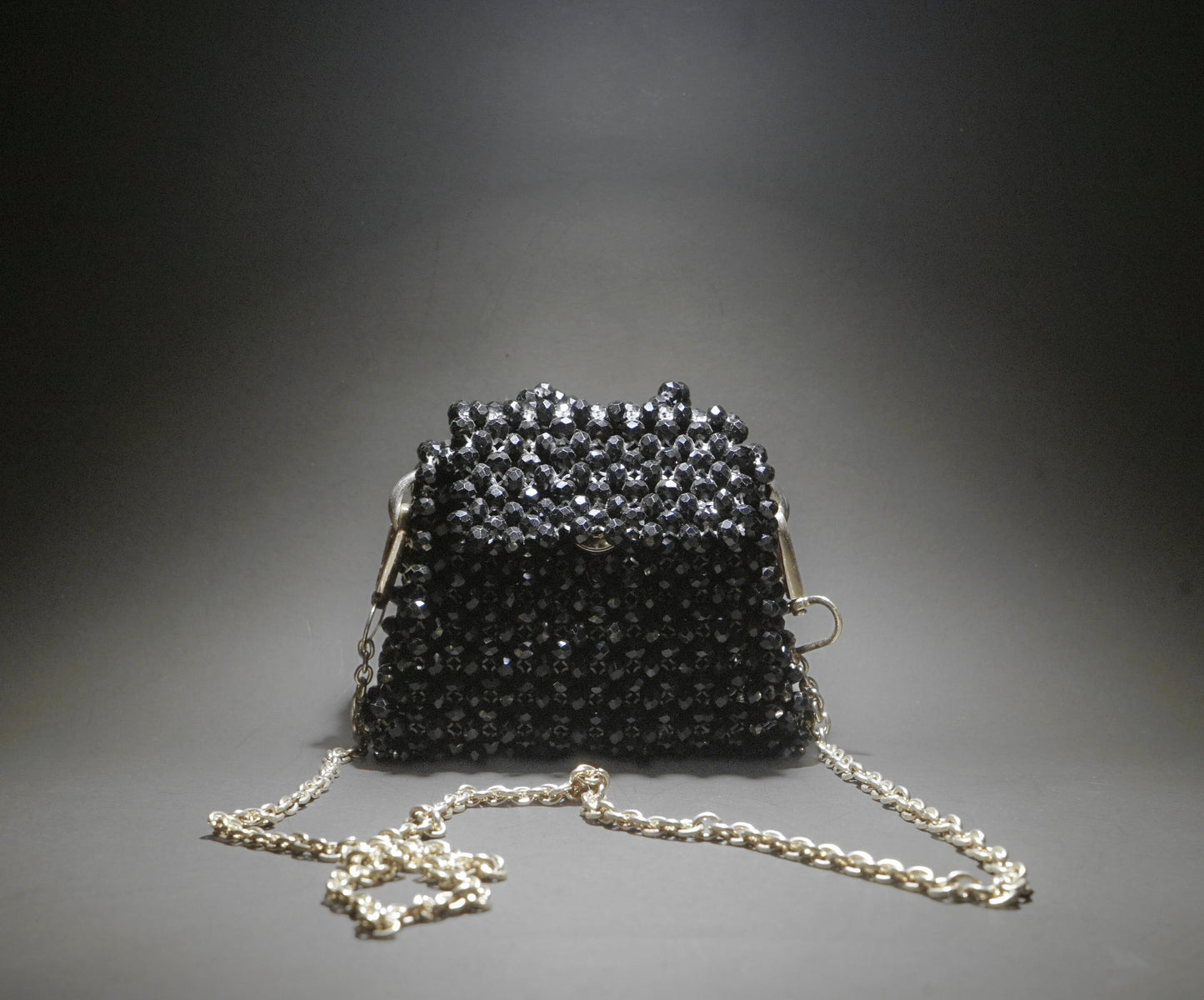 Elite Carries Black Crystal Handmade Bag – Elegant Accessory for Weddings and Special Events