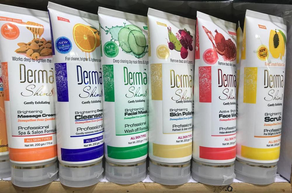 Derma Whitening And Brightening Facial Kit